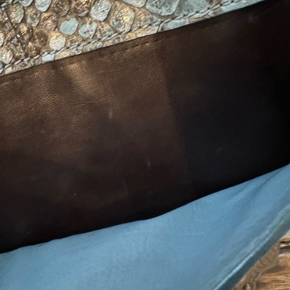 Roger Vivier Metro Handbag in Blue Python - Picture 8 of 12